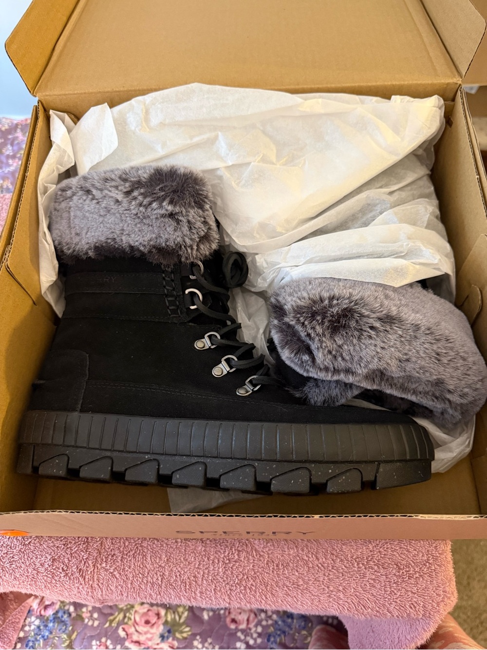 Sperry Black Lace-Up Winter Boots with Gray Faux Fur Cuff
